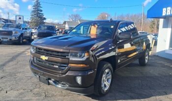 2018 Chevrolet Silverado 1500 LT full