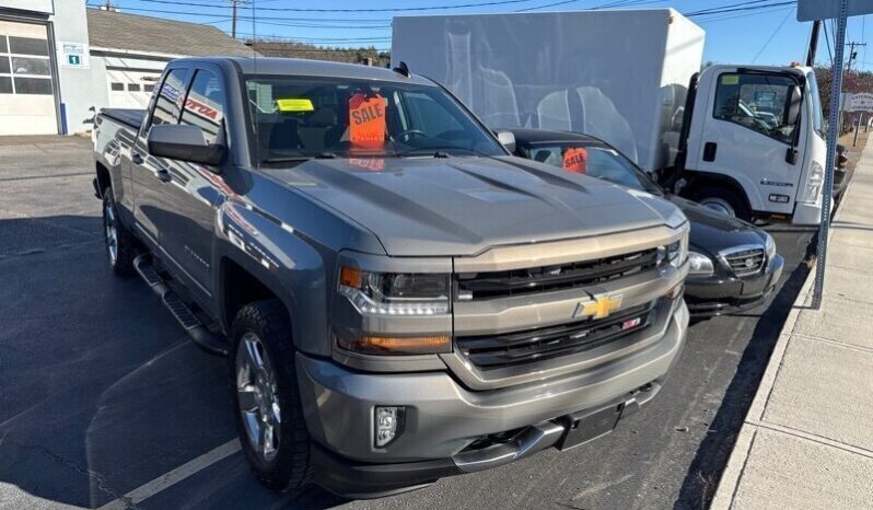 2017 Chevrolet Silverado 1500 LT full