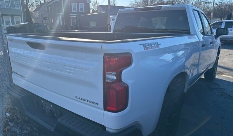 2019 Chevrolet Silverado 1500 Custom Trail Boss full