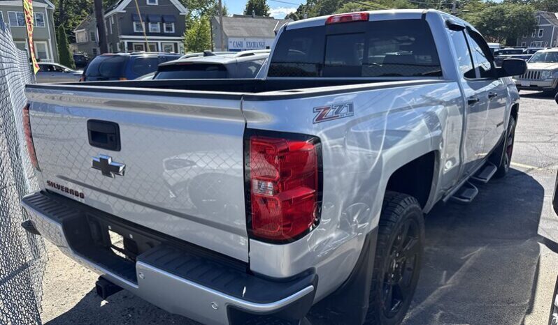 2017 Chevrolet Silverado 1500 LT full
