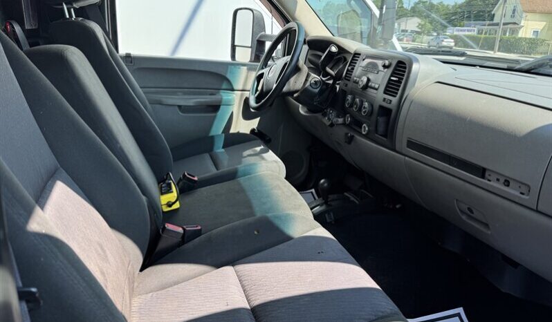 2011 GMC Sierra 3500HD CC Work Truck full