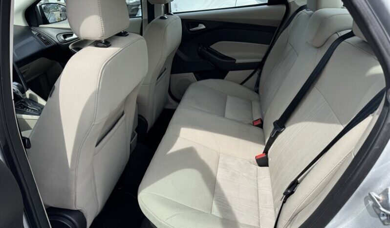 2015 Ford Focus SE full