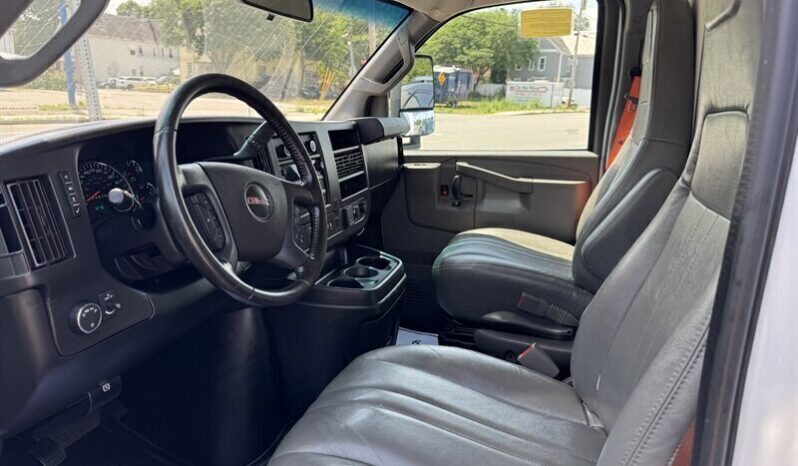 2021 GMC Savana 3500 full