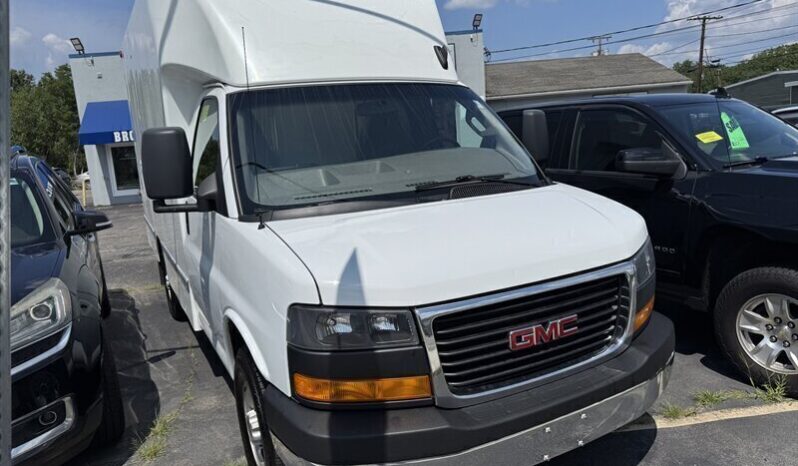 2021 GMC Savana 3500 full