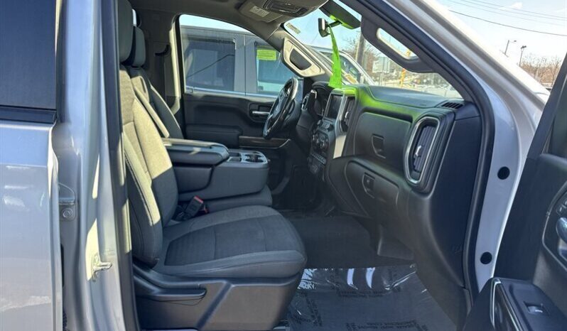 2019 Chevrolet Silverado 1500 LT full