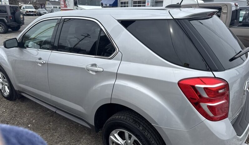 2017 Chevrolet Equinox LS full
