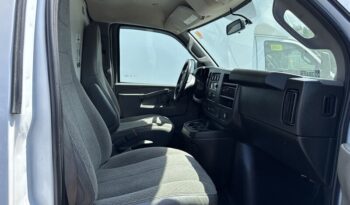 2021 Chevrolet Express 3500 full