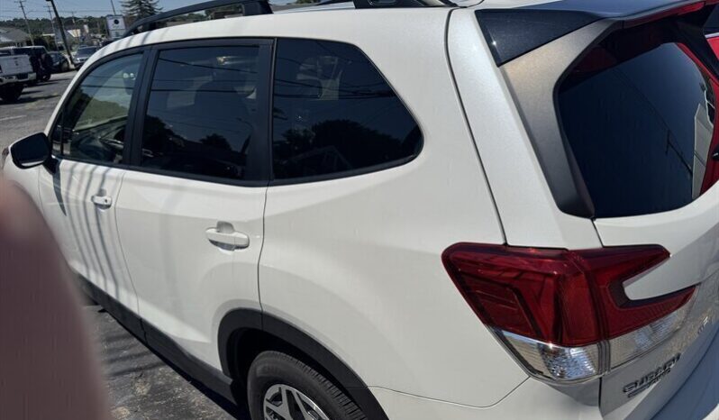 2024 Subaru Forester Premium full