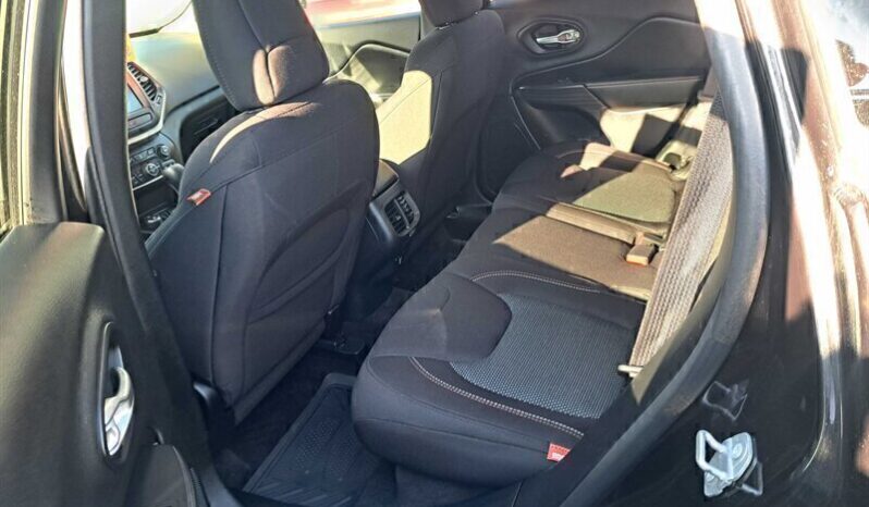 2016 Jeep Cherokee Latitude full