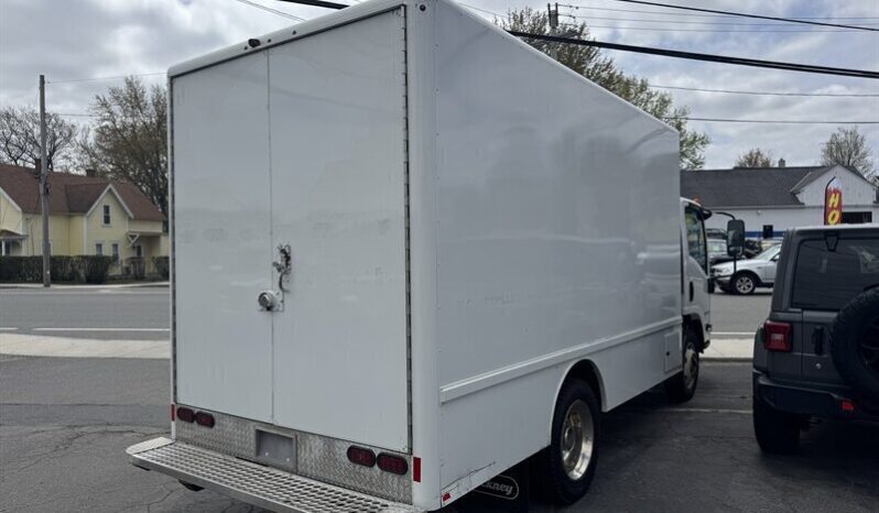 2020 Isuzu NPR NPR-HD full