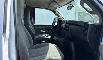 2021 Chevrolet Express 3500 full